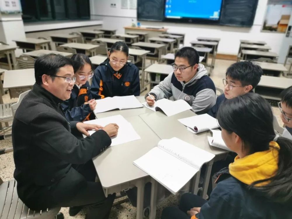 奉贤中学金琰:不忘初心,牢记教师使命