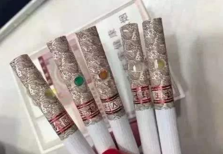 香烟过滤嘴中的"爆珠"能干啥?80%烟民不知其妙用,老烟民:不懂烟!