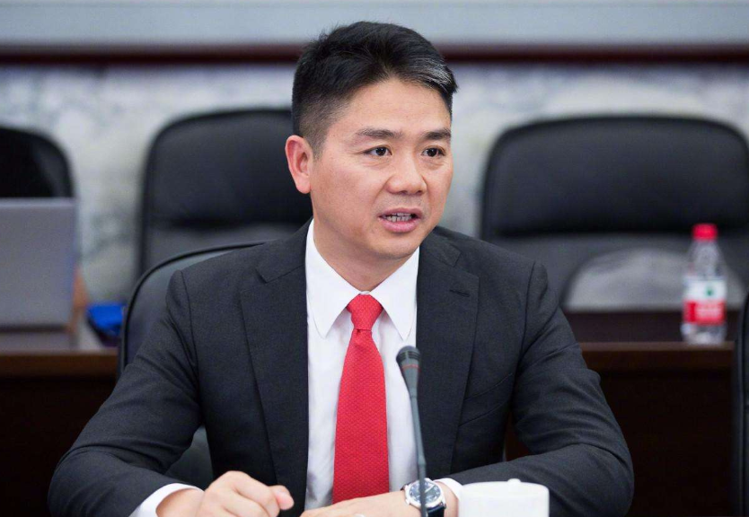 他是京东的第一位员工,月薪600元跟了刘强东18年,现在