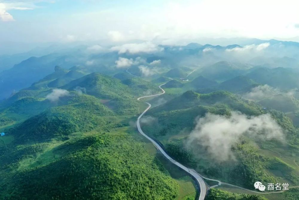 酉阳有条乡村旅游专用公路,串联起苍蒲盖,花田梯田,龚滩古镇
