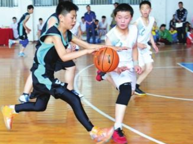 长期坚持打篮球的学生,身体多半会发生这3个