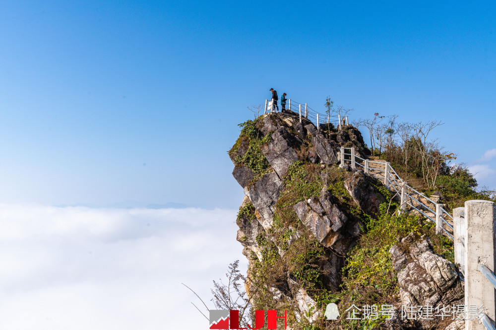 登兴义玉皇顶赏云海,居然不识万峰林的真面目