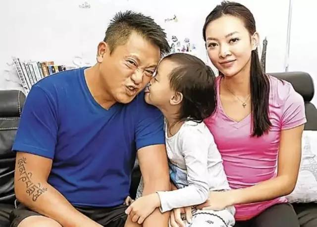 魏骏杰,出轨,张利华,滕丽名