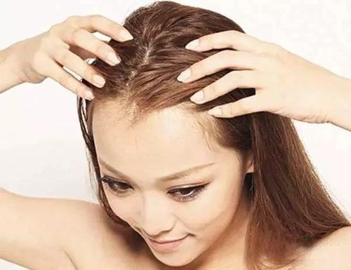 护理头发的方法,洗头的方法,梳头的方法,吹风的方法,秀发护理方法