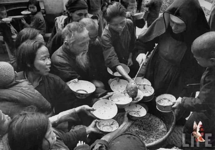 老照片:1946年内战前的中国之苦难民生