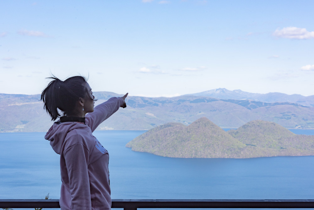 北海道的湖是见过不少 但火山口湖是什么样 看点快报