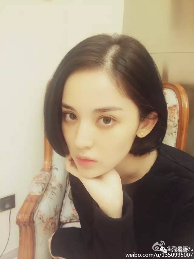 杨幂娜扎的发际线告诉你,可以不脱单,但绝不能