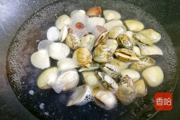 10分钟炖好一碗汤 一口气喝光还能瘦 看点快报
