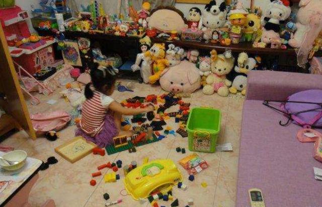 宝妈晒出孩子玩具房,引家长们共鸣:每天收拾玩具收到心累