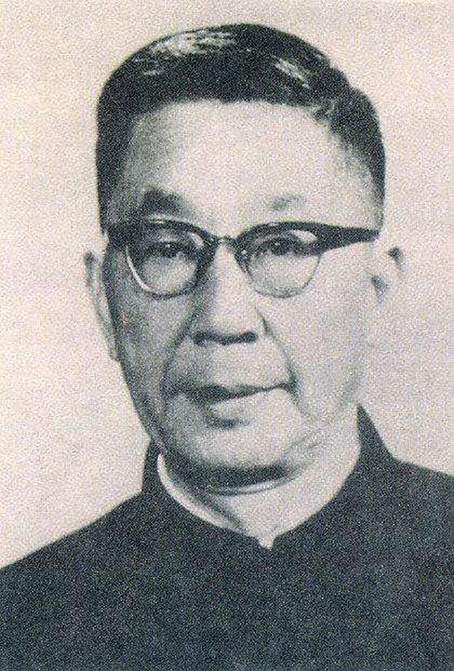 胡絮青,赵清阁,老舍