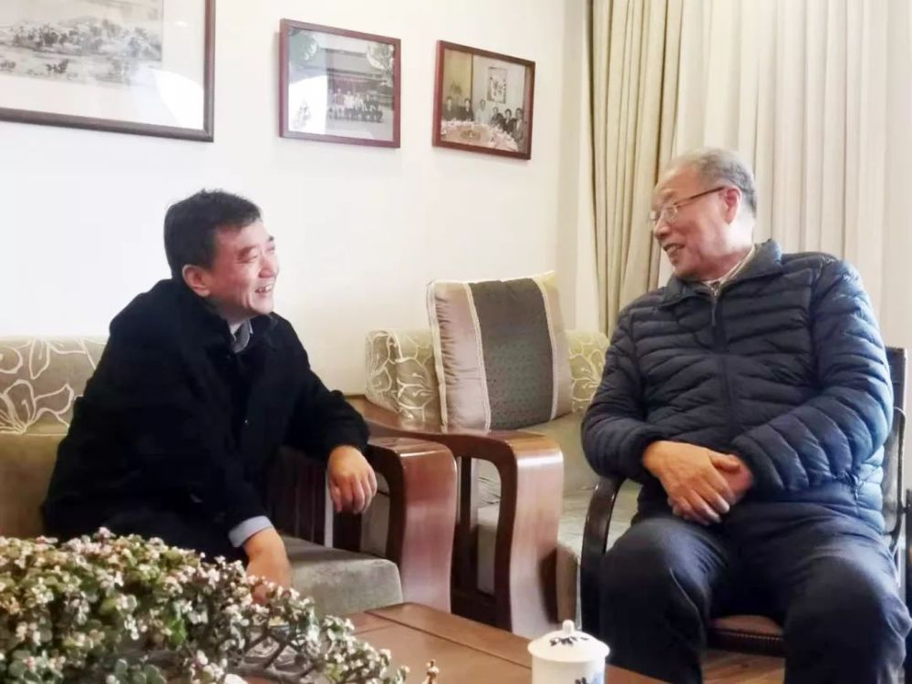 省科技厅厅长高鹰忠一行走访慰问退休老干部