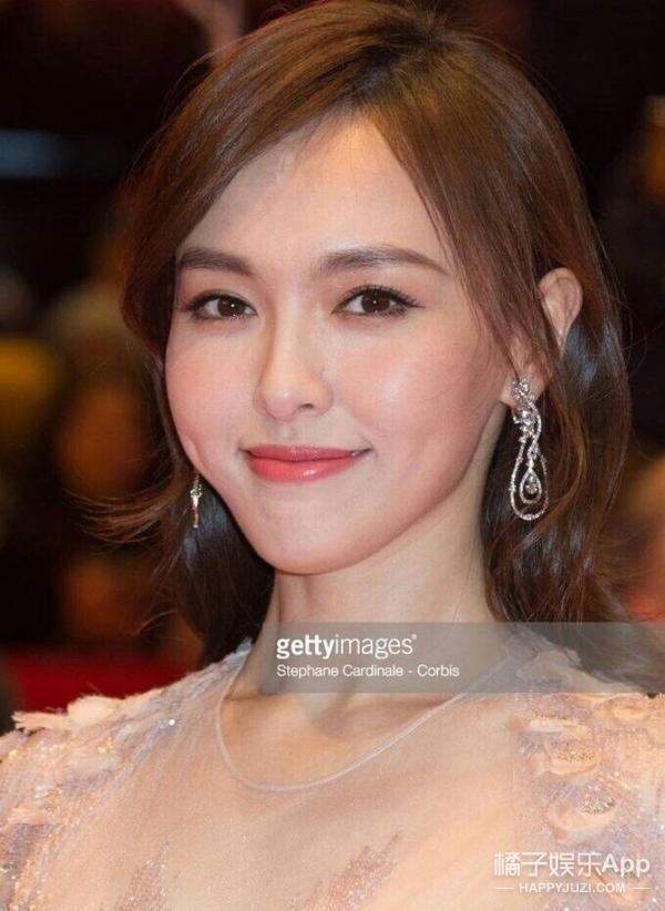 不磨皮不美颜,唐嫣外网无修照来了,离开PS她长