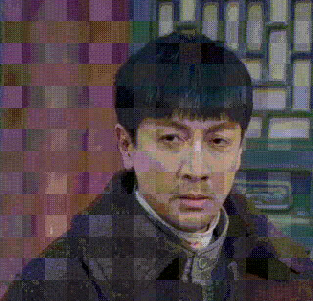 《新世界》:金海三兄弟即将心生嫌隙,这个女人是罪魁祸首