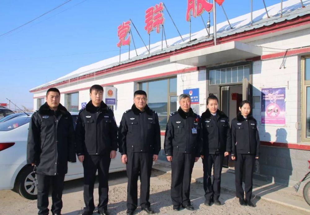 所队联合 登门服务 镇赉县公安局为农民办理驾管车管业务