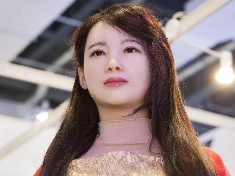 中国女性机器人"佳佳",身高1米6,肤白貌美,网友:能做啥?