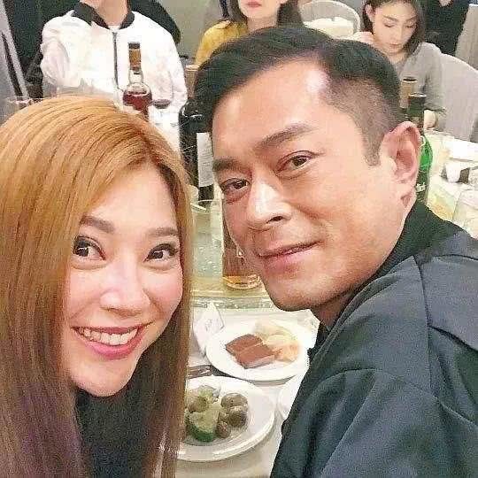 她饰演刁蛮任性的郭芙:50岁的傅明宪,早已变成了网红脸