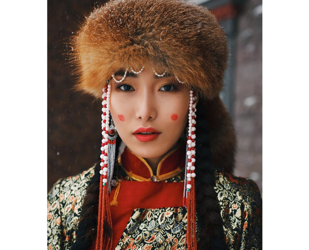 布里亚特美女,东西结合的血统,别样的风情与美丽