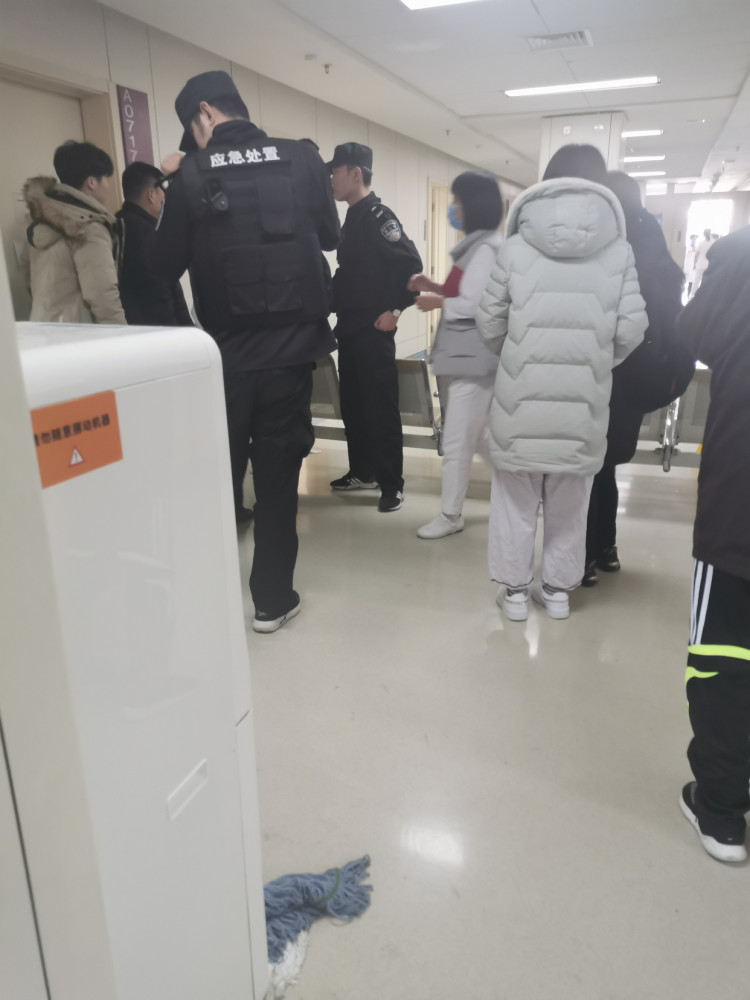 北京朝阳医院发生伤医事件