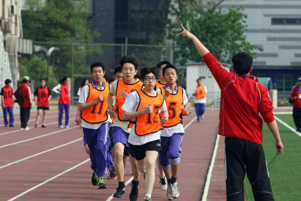 如何提高中考体育长跑能力?系统训练三阶段,满分不是梦!