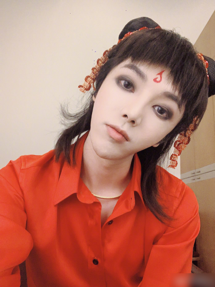 明星cosplay,cos 旗袍 洛天依 华晨宇,明星cosplay,cosplay,哪吒,哪吒之魔童降世