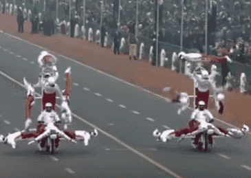 被恶搞的印度摩托车阅兵,竟是最古老的兵种