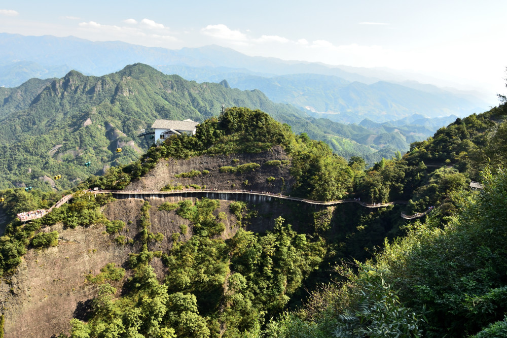 广西资源县城,八角寨景区风光