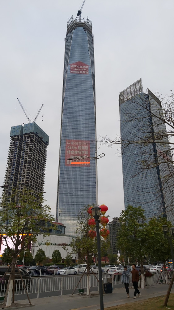 东莞最高的楼,国贸中心,高423米成为东莞最宏伟的建筑