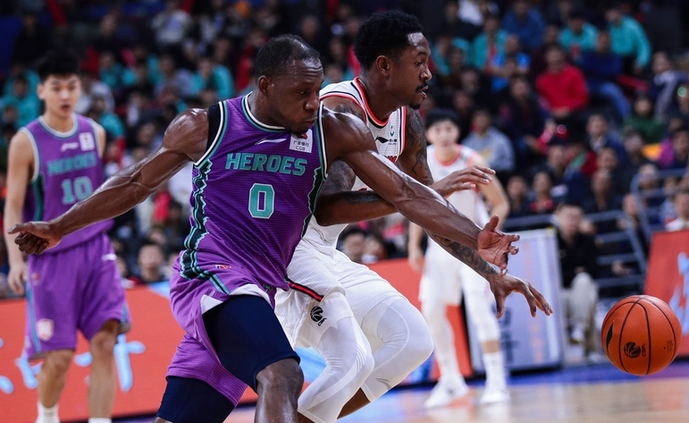 知人知面不知心的史蒂芬森,表现远不及马尚,谁强谁弱高下立判!