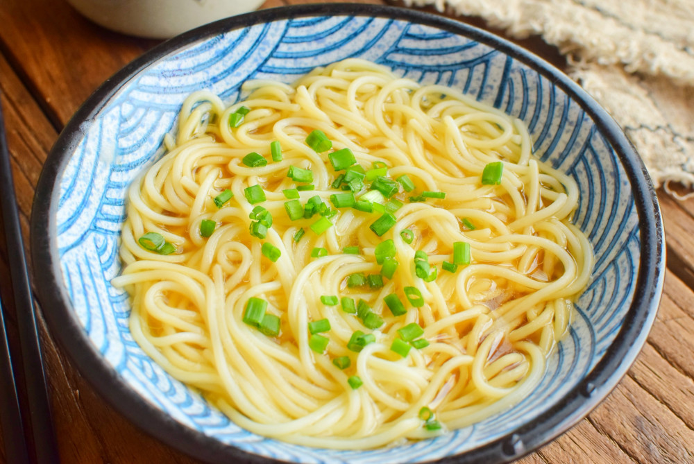 阳春面,面条,暖胃,猪油,肥肉,拉面
