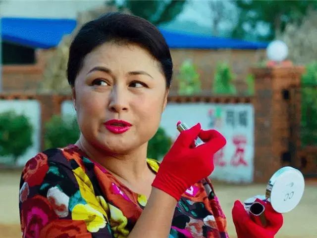 还记得《西游记后传》的陈五真吗?她现在长这样