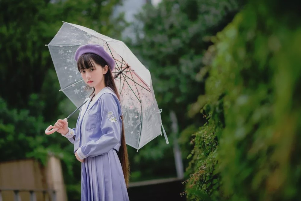 jk校服:雨天总想为你撑伞