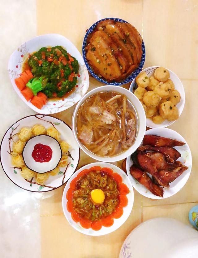 晒咱家年夜饭菜,简单的家常食材不同做法,家人吃的欢心寓意好