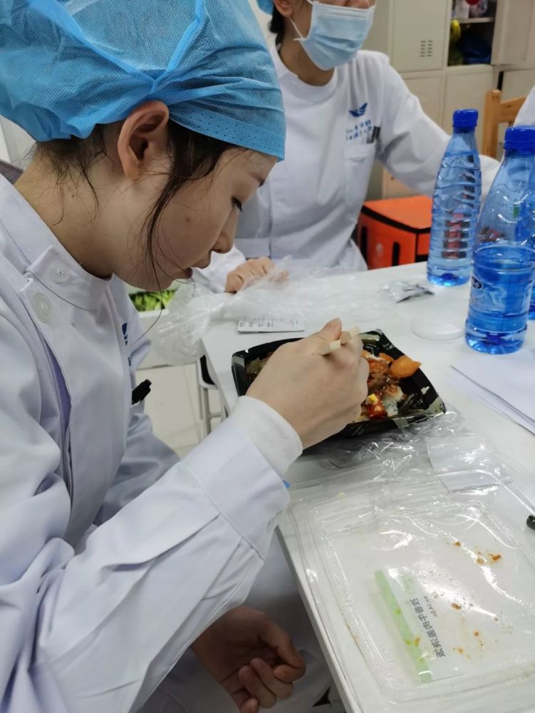 滁州援鄂前线护士工作照曝光!看完太让人心疼了!