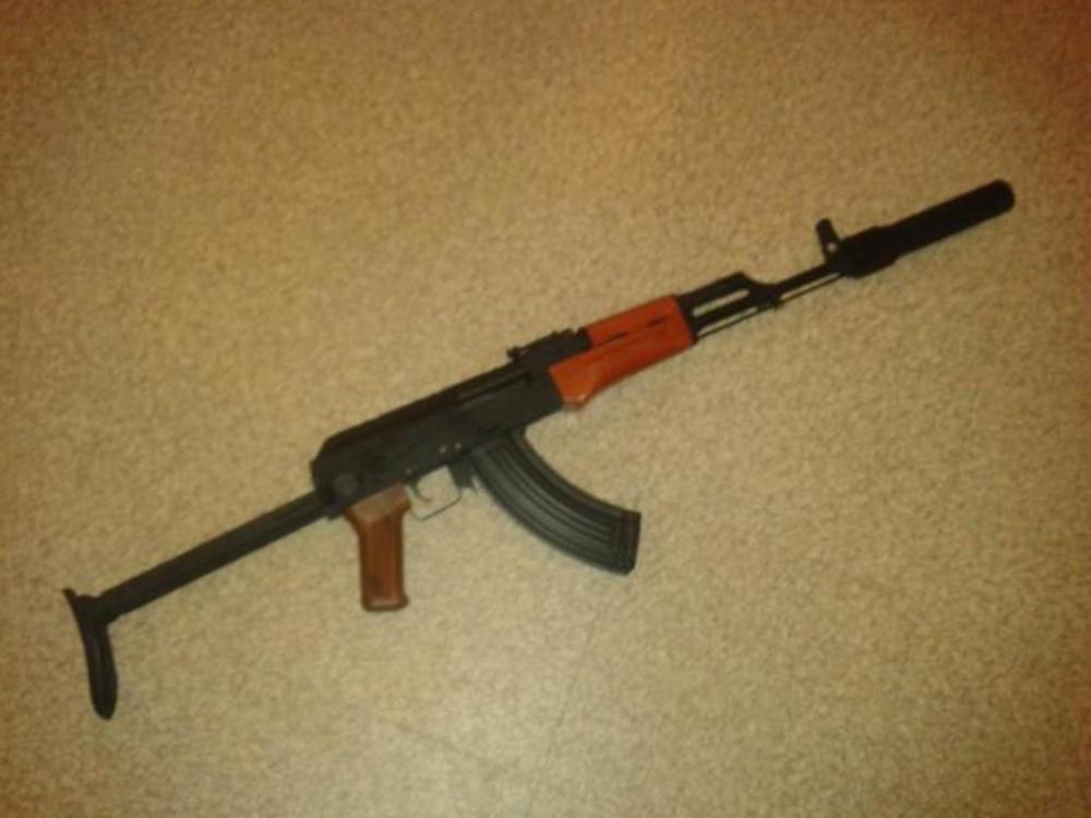 ak-47为何没有消音器?当年苏联造过一款,寿命低到战斗