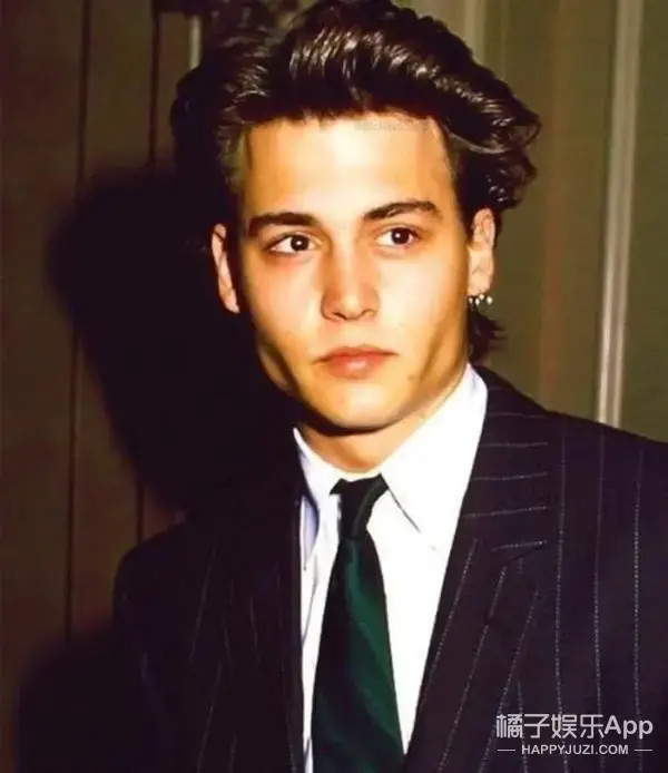 johnny depp,年轻的时候也是神颜▼