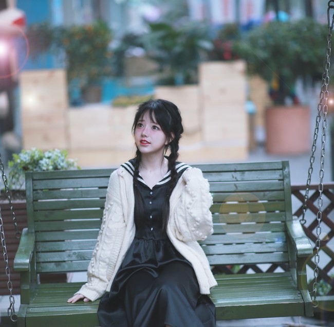 小姐姐王奕萌:我是可爱的女孩子,你是可爱!网友:抱走抱走!