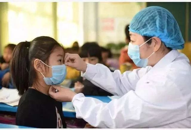 疫情面前,家长不能忽视孩子的心理健康,听听心理学家怎么说