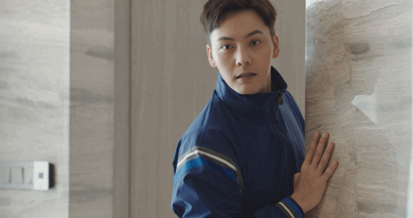 宠爱:钟楚曦透露这个动作是陈伟霆教的,网友:真是太撩人了!