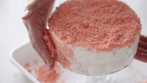 焙趣私房爆品:日销300个的三重草莓芝士蛋糕,这个配方