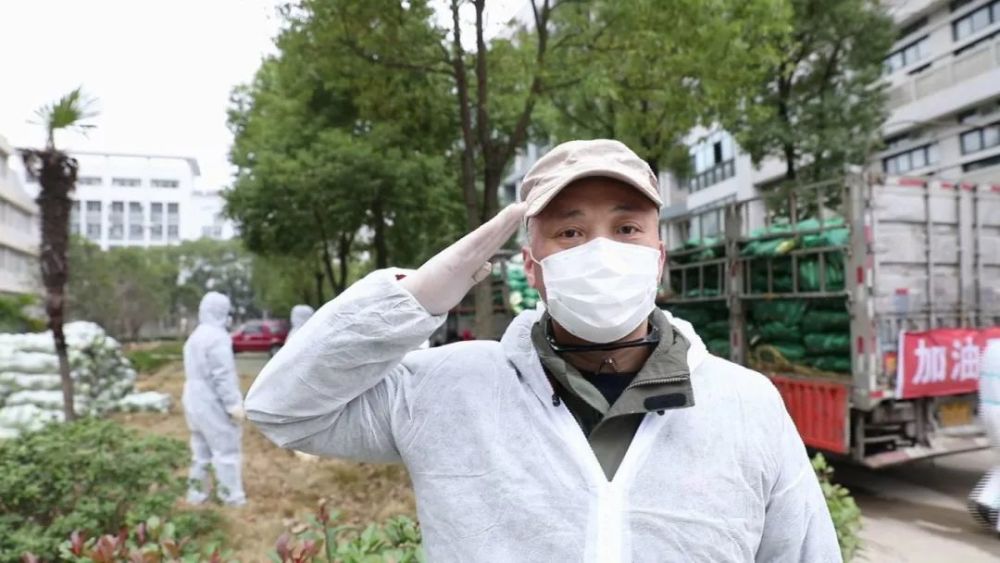 抗击疫情 退役军人在行动