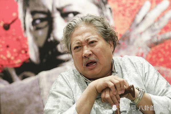 洪金宝近照曝光,68岁的他变瘦了很多!现任妻子的风采也不如当年!