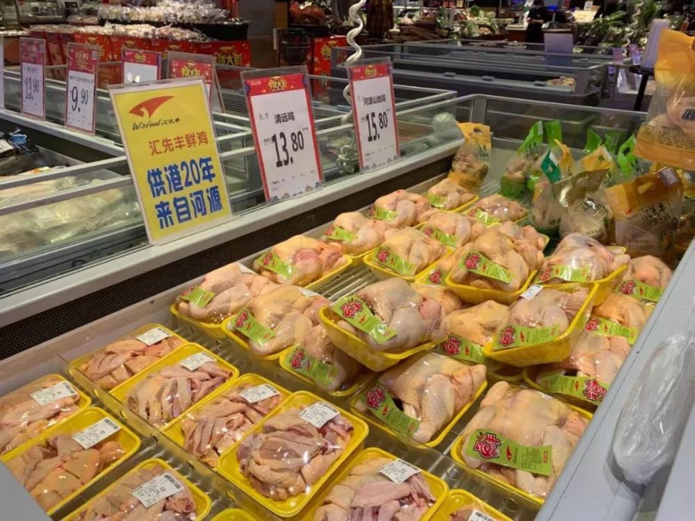品牌超市生鲜肉类供应足!泡面和罐头最缺货