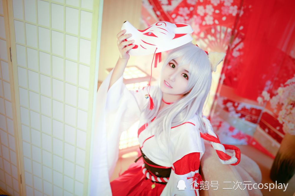 问:有没有想对喜欢你的,和喜欢cosplay的萌新说些什么?