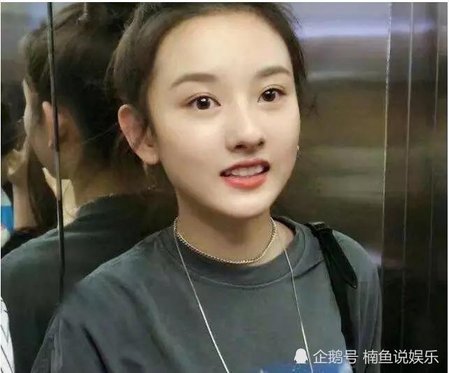 路人镜头下明星颜值有多高,刘亦菲宋祖儿热巴美到发光