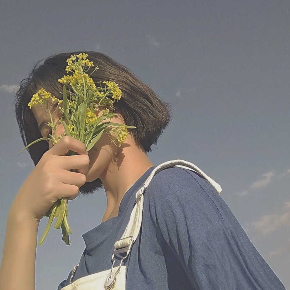 森系女生头像:静守一份安然,淡墨红尘,默然相爱,寂静喜欢!