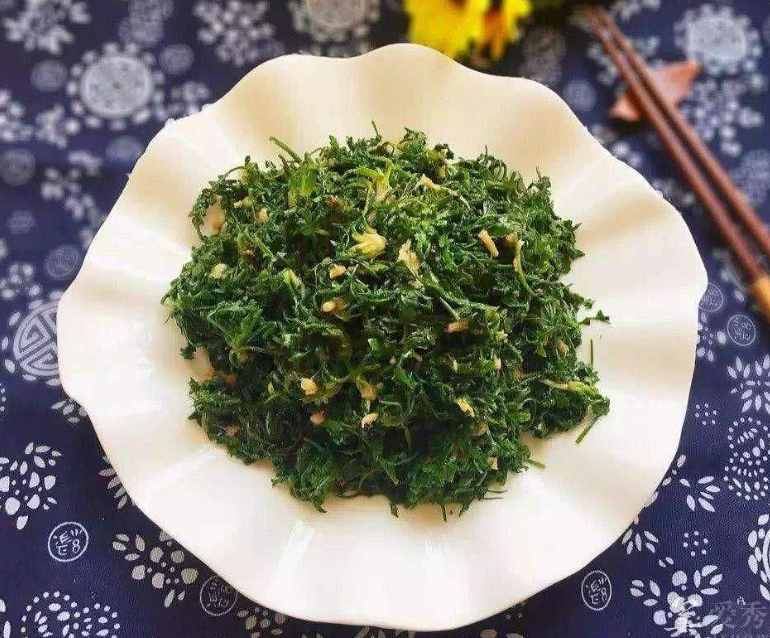 地菜:也称为荠菜,通常见于旱地.
