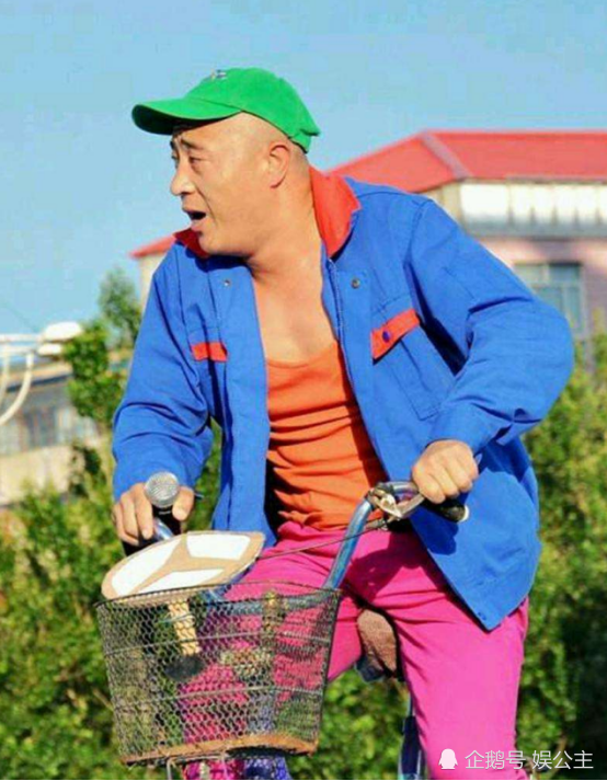 《乡村爱情12》赵四被骗瘫在床!戏份变无聊!舞王位置也被他替代