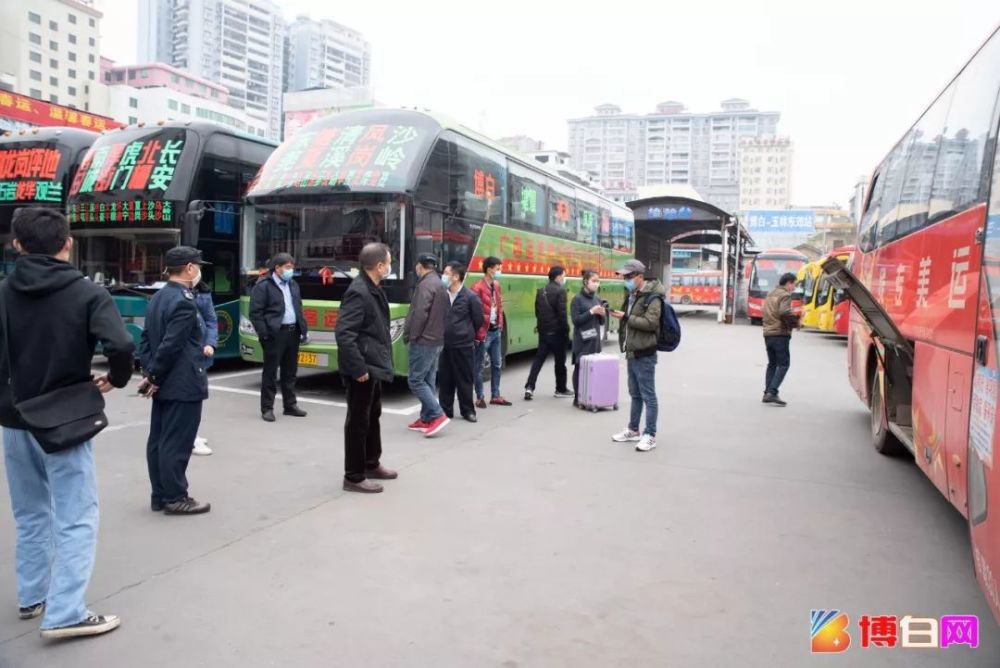 今天博白汽车总站复运后开的第一辆班车!附玉林