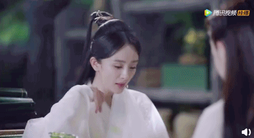 《三生三世枕上书》作为《三生三世十里桃花》的姊妹篇,白浅对凤九的