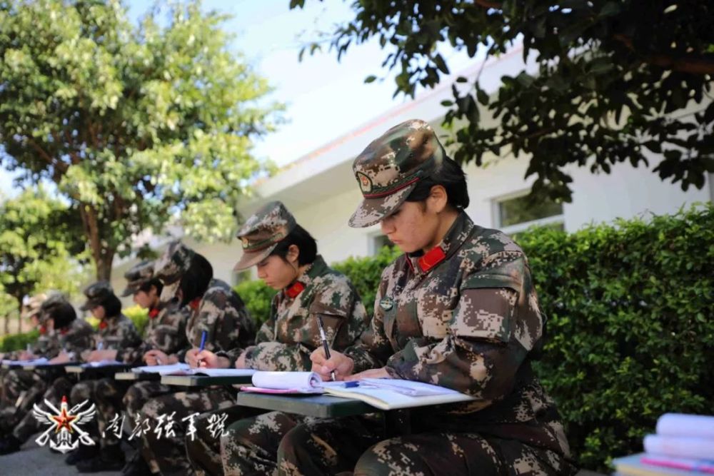 向"疫"而战 南部战区各部队练兵备战不松劲